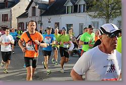 02 Marathon Cheverny 351 * 680 x 453 * (150KB)